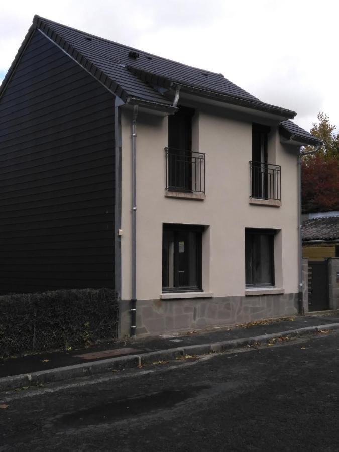 Villa Le Petit Poucet La Bourboule Exterior foto